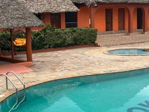 3 Days, 2 Nights Group Joining Safari for Resident to Enkorok Mara Camp